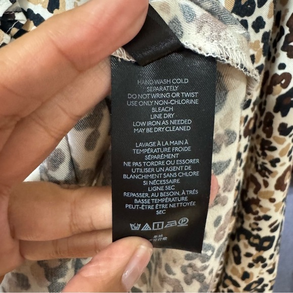 Maeve Anthropologie Katia Ruffled Button Up Blouse Top Size 0 (XS) Leopard Print - Picture 7 of 11